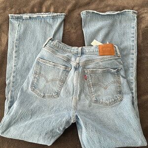 Levi’s 70s High Flare size 28